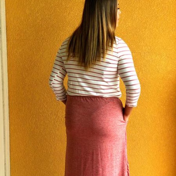 Striped and solid midi dress with Pockets - Picture 3 of 3